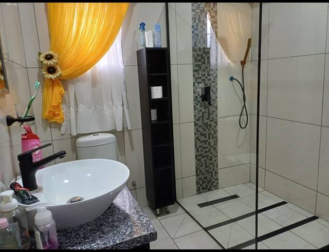 3 BEDROOM HOUSE FOR SALE IN ARBORETUM